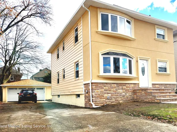 869 Elbe Ave, Staten Island, NY 10304
