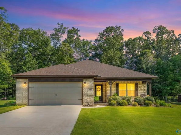 119 Breezy Brook Ln, Ardmore, AL 35739