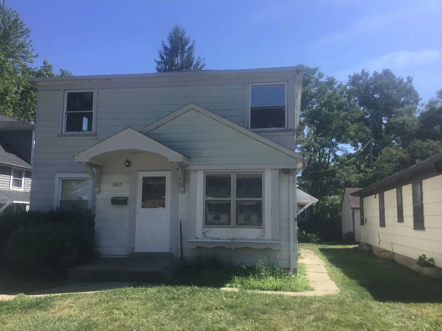 2827 W. Bobolink Ave — Photo 2