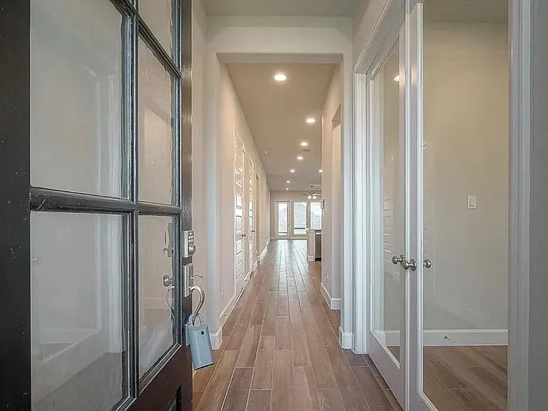 18903 Brego Ln — Photo 2