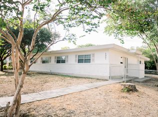 1381 Oblate Dr, San Antonio, TX 78216