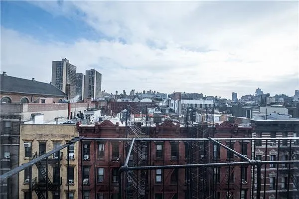 Rented by Nest Seekers International | media 5