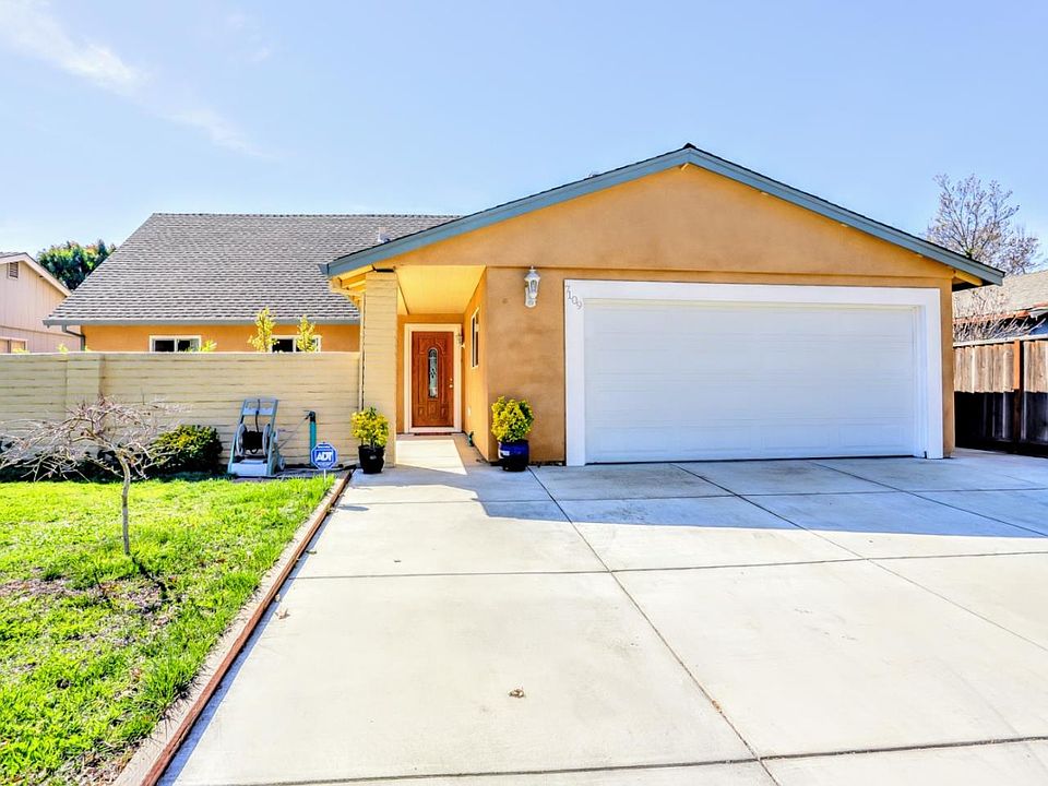 1st image of 7109 Avenida Rotella