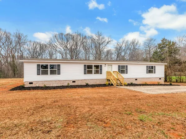 144 Milam Rd, Simpsonville, SC 29681