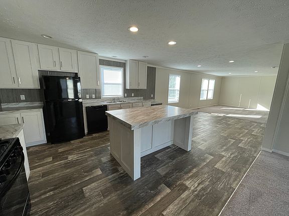 2nd image of 40042 N Cornwall Cir #569