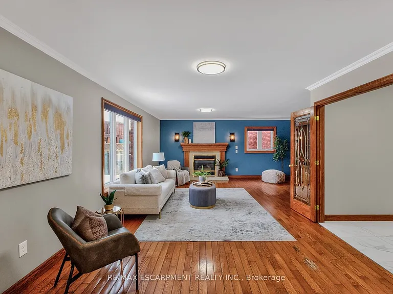 41 Candor Cres — Photo 25