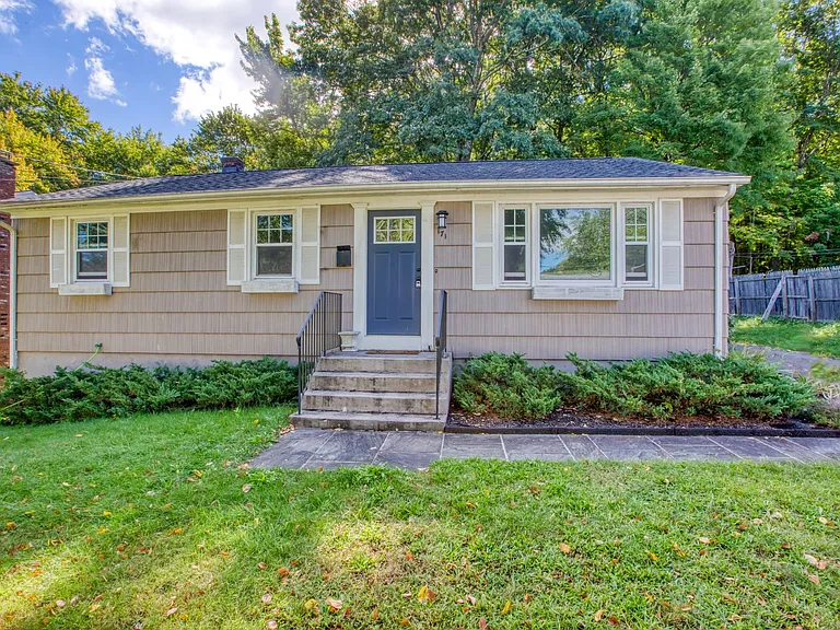 171 Newell Ave — Photo 1