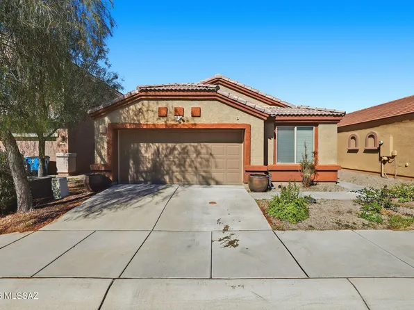 8763 N Black Pine Dr, Tucson, AZ 85743