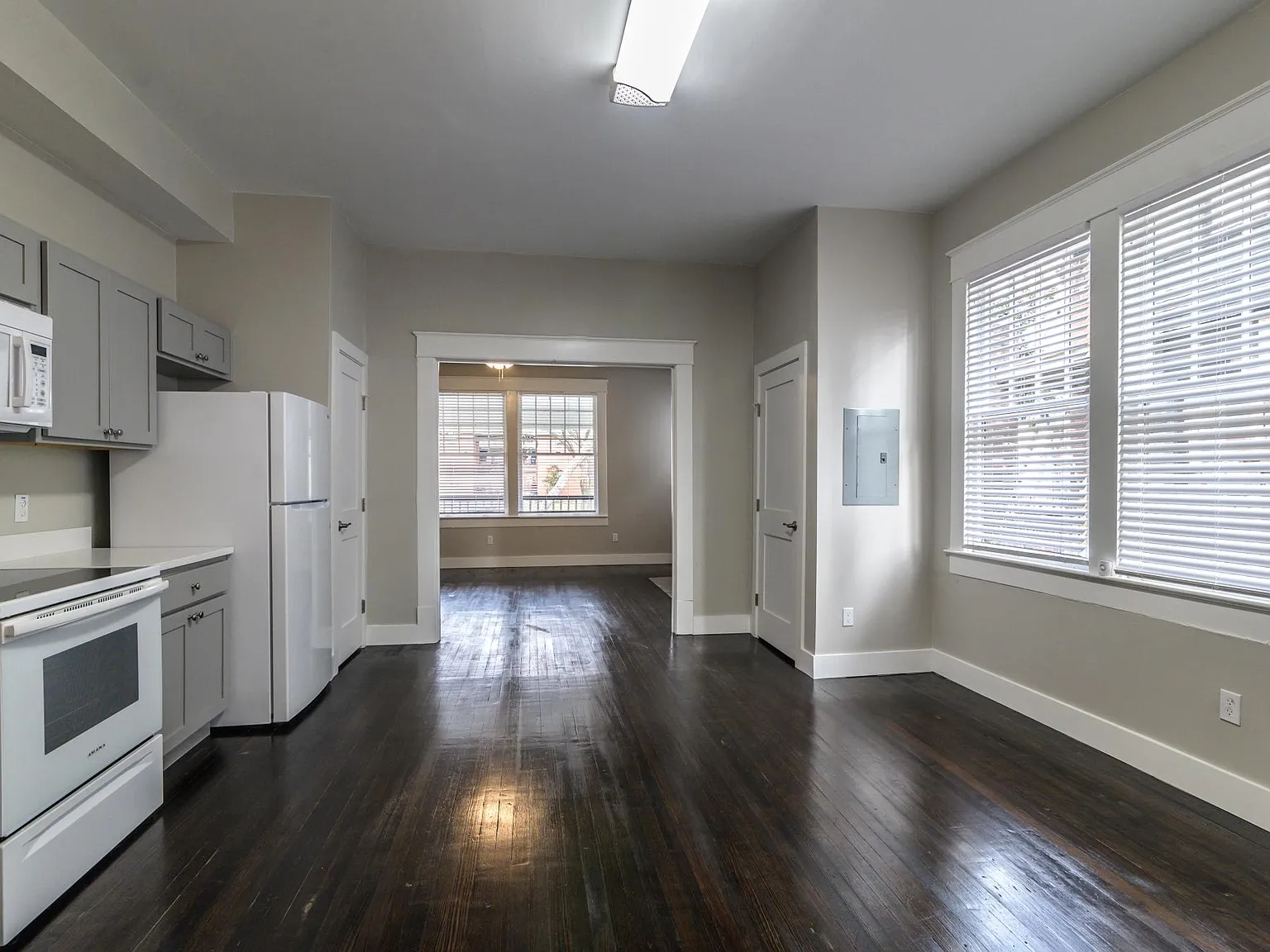 4602 E Side Ave — Photo 4
