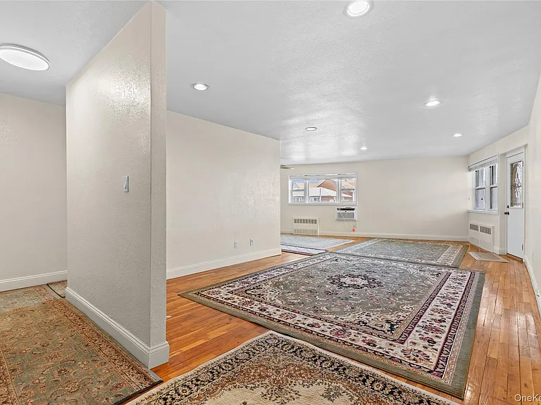 750 Shore Rd #2G — Photo 11