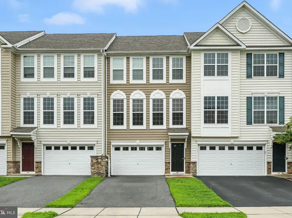 660 Courtly Rd, Townsend, DE 19734