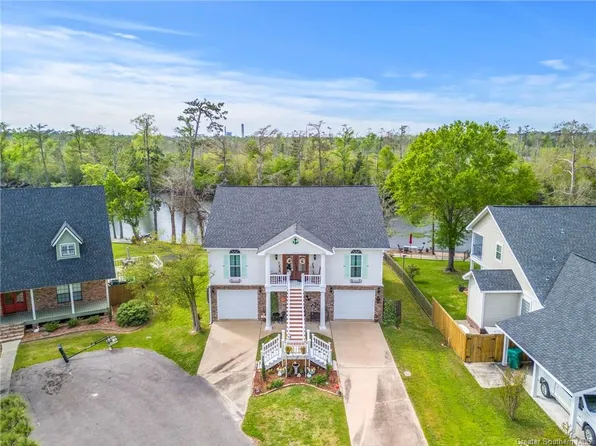 128 Villa Dr, Westlake, LA 70669