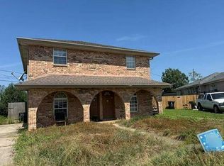 128-30 Phillip Ct W, Chalmette, LA 70043