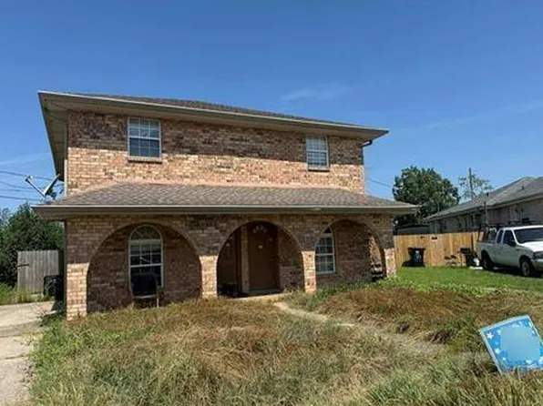 128-30 Phillip Ct W, Chalmette, LA 70043