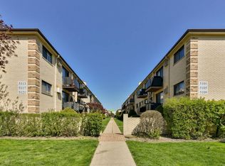 5113 N East River Rd UNIT 1K, Chicago, IL 60656