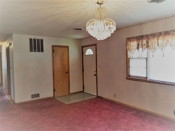 4th image of 1224 E 19th Ave
