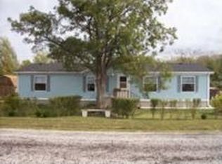 5128 Wesley Chapel Rd, New Berlin, IL 62670