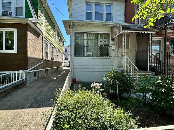 1627 W 7th St, Brooklyn, NY 11223