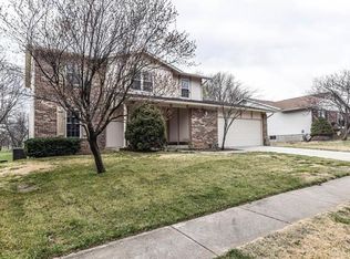 1625 Country Acres Dr, Saint Peters, MO