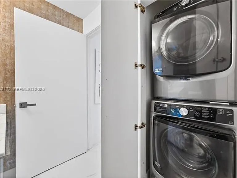 888 Biscayne Blvd #2404 — Photo 17