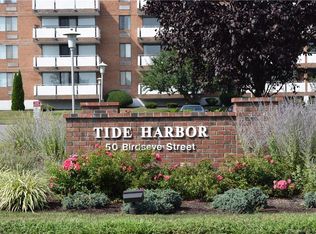 50 Birdseye St #108, Stratford, CT 06614