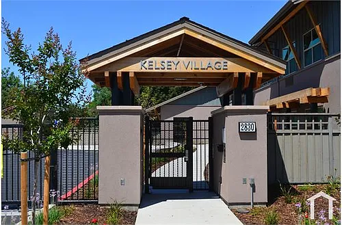 2830 Stockton Blvd Photo 1