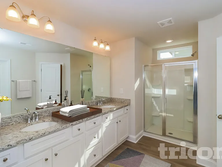 117 Kingshall Rd — Photo 8