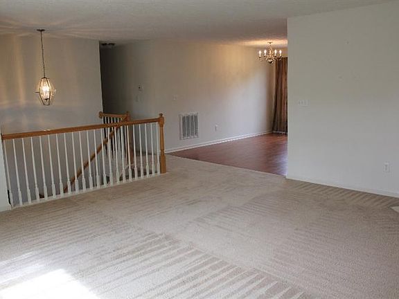 2nd image of 432 Cypress Pl