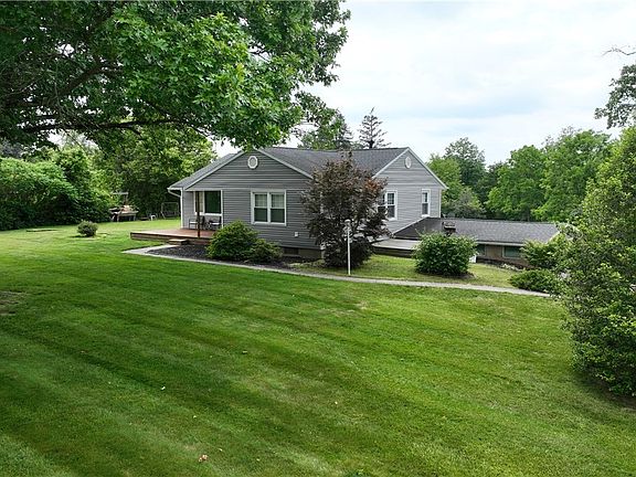 4th image of 1375 Brackenridge Rd