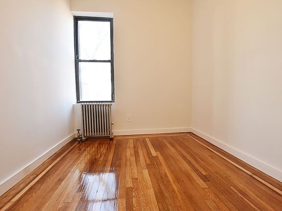 4th image of 2554 38th St APT 4D