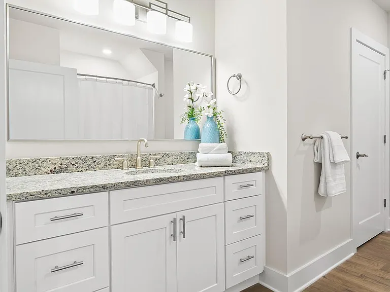 30 W Broad St #6 — Photo 23