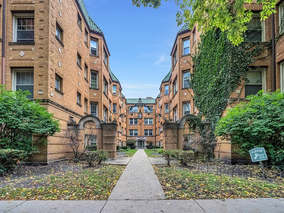 846 Washington Blvd #3
