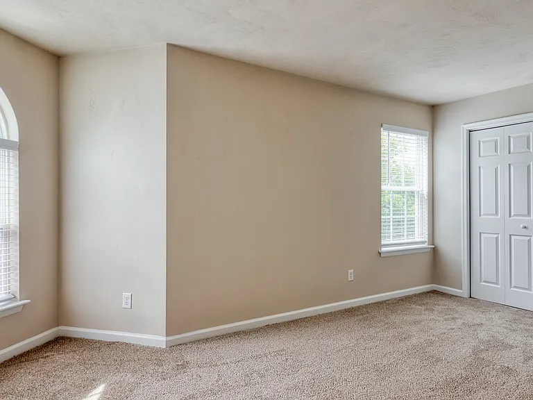 Summer Station Apartments Where Comfort Meets Coastal Living — Photo 46