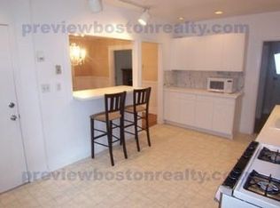 84 Euston Rd #RL1, Brighton, MA 02135