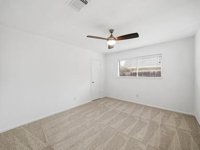 12931 Westella Dr — Photo 11