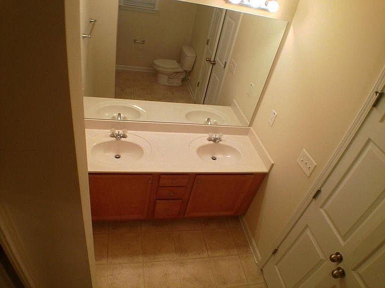 2nd image of 2530 Cottage View Way #0