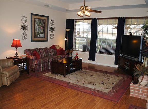 5th image of 2708 Lakehollow Ln