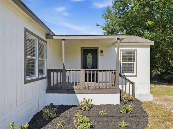 9608 Clark St, Joshua, TX 76058