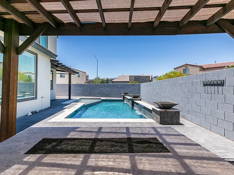 6915 Fordham Creek St — Photo 48