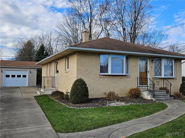 48 Sky Hi Dr, Buffalo, NY 14224