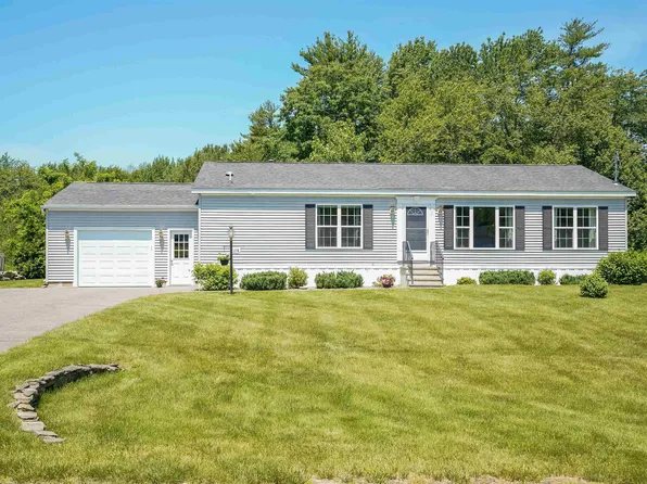 116 Freedom Hill Road, Hampstead, NH 03841
