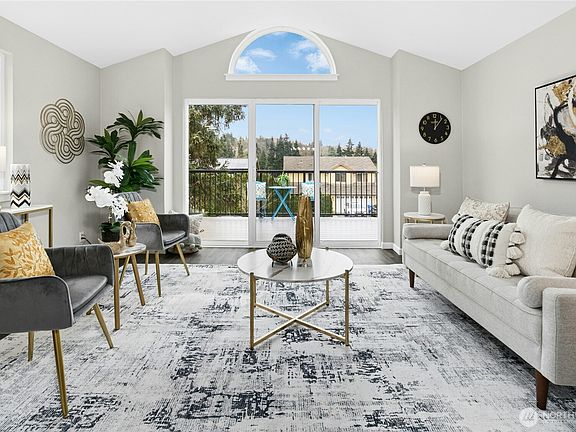 5th image of 4808 25th Avenue SW