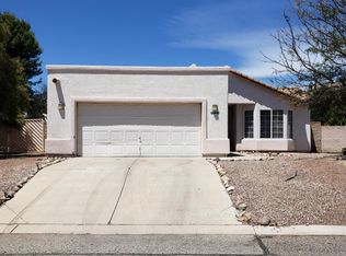 1200 Desert Dawn Dr, Rio Rico, AZ 85648