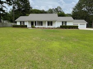 35 Susan Dr, Douglas, GA 31535