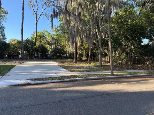 NW 7th Ave, Gainesville, FL 32603