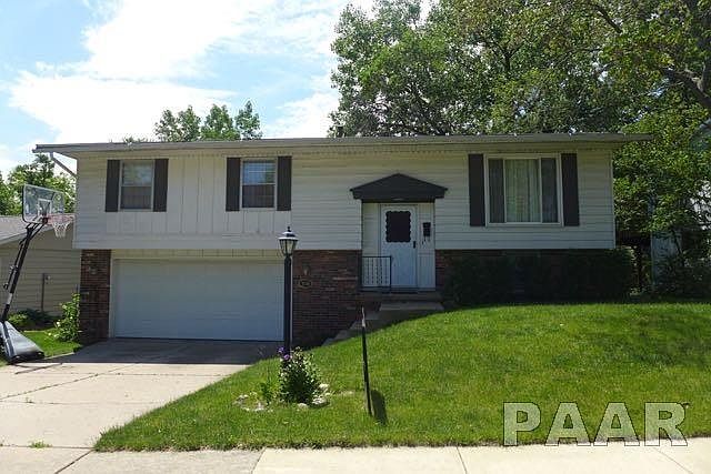 1st image of 2340 W Carriage Ln