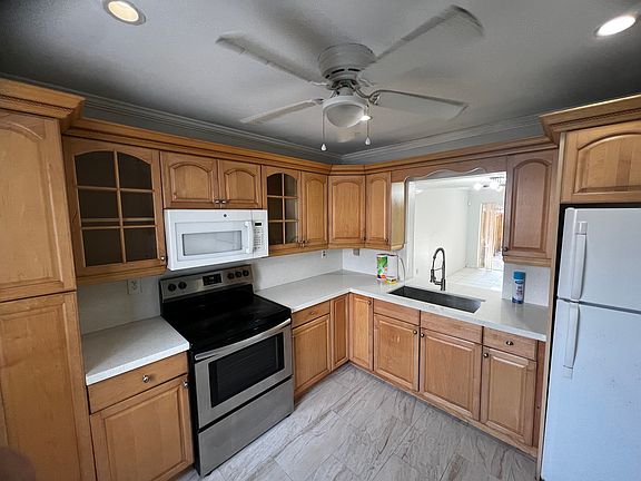 2nd image of 5468 NW 170th Ter