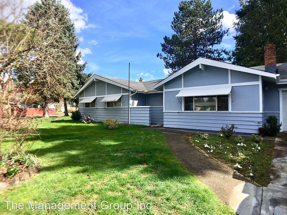 1st image of 4203 NE 106th Ave