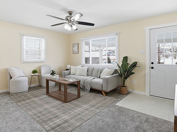 5th image of 805 Colonial Ave