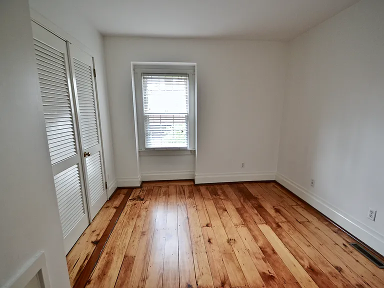 236 Jackson St #B — Photo 33